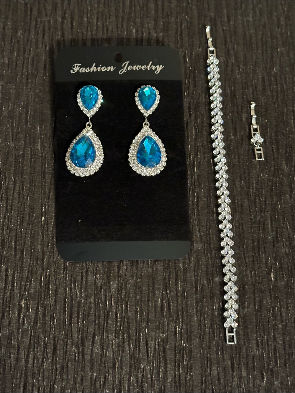 Aqua Blue Teardrop Crystal Dangle Earrings with Crystal Tennis Bracelet